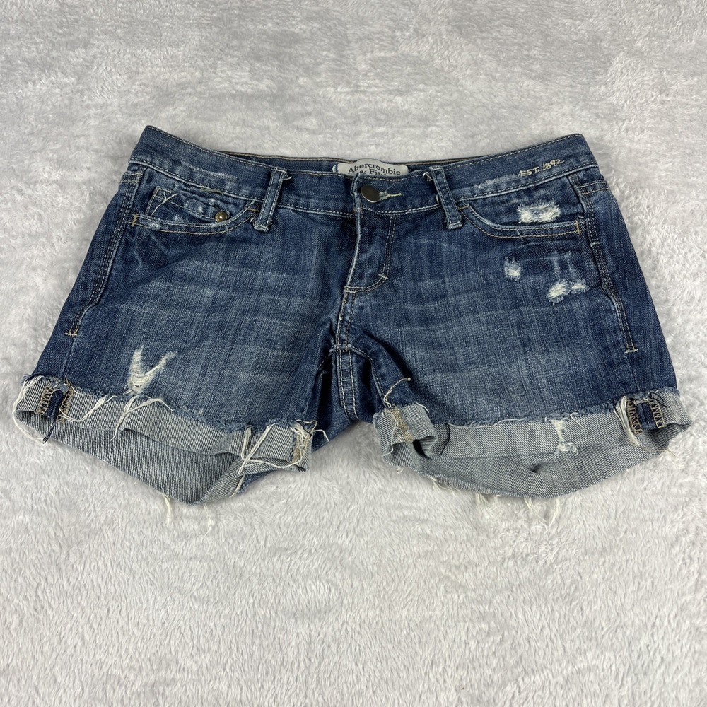 Abercrombie & Fitch‎ Denim Shorts Women Size 0 Blue Distressed Cuffed